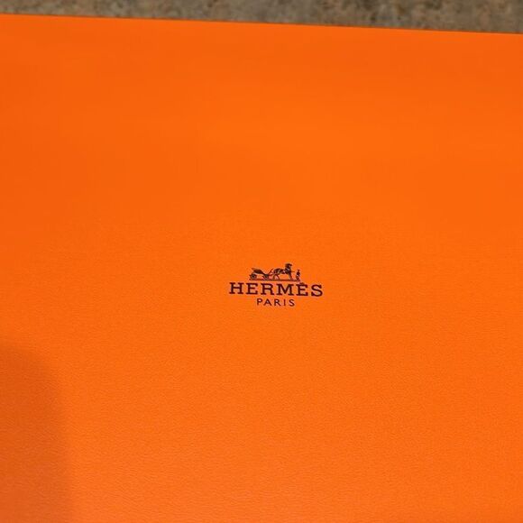 NWOT Hermes sweater box. No sweater just box - Picture 3 of 8